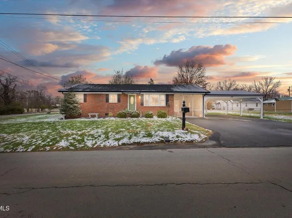 900 N Sycamore St, Elizabethton, TN 37643