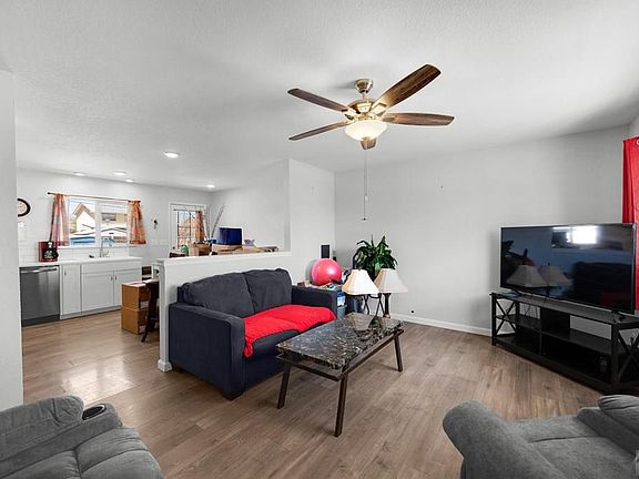5th image of 73 Hanson Ln