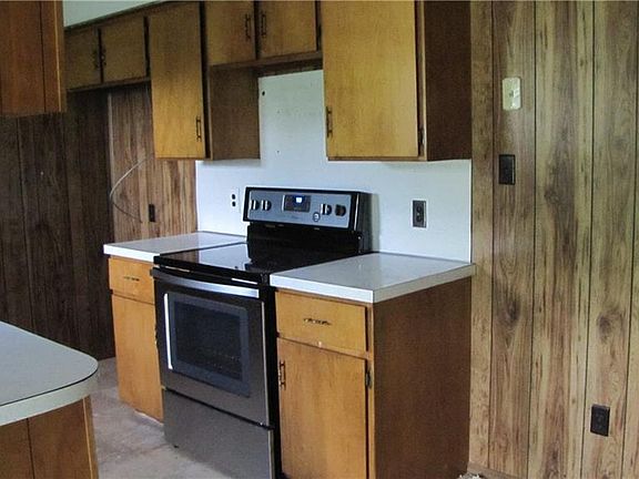 4th image of 1145 Eastwood Dr