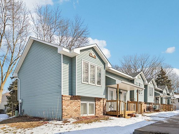 2nd image of 3282 Edgerton St
