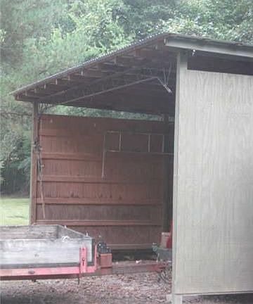 4th image of 1005 Boat Dock Ln