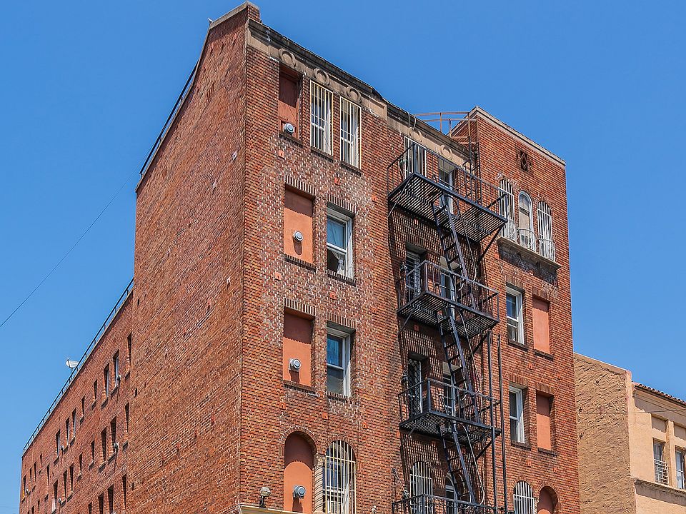 Carondelet Apartment Building View
