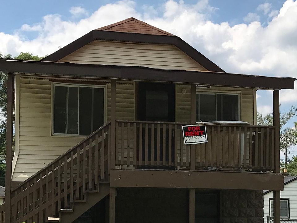 1st image of 13610 Turner Ave Floor 1