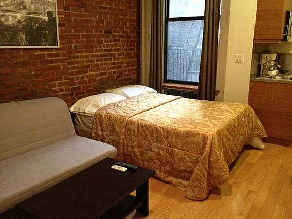 5th image of 138 E 31st St APT 26