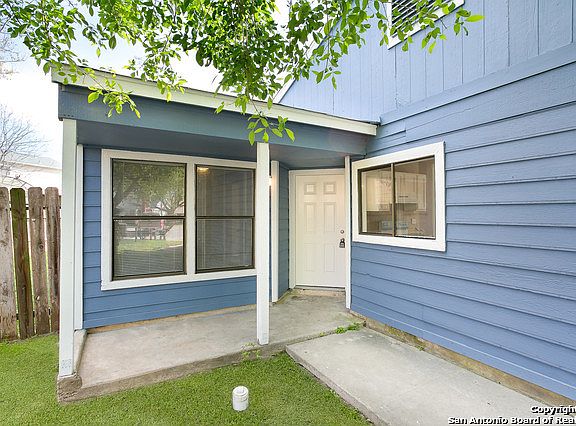 2nd image of 6031 Sunrise View Dr