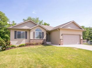 1480 Tofting Cir, Iowa City, IA 52240