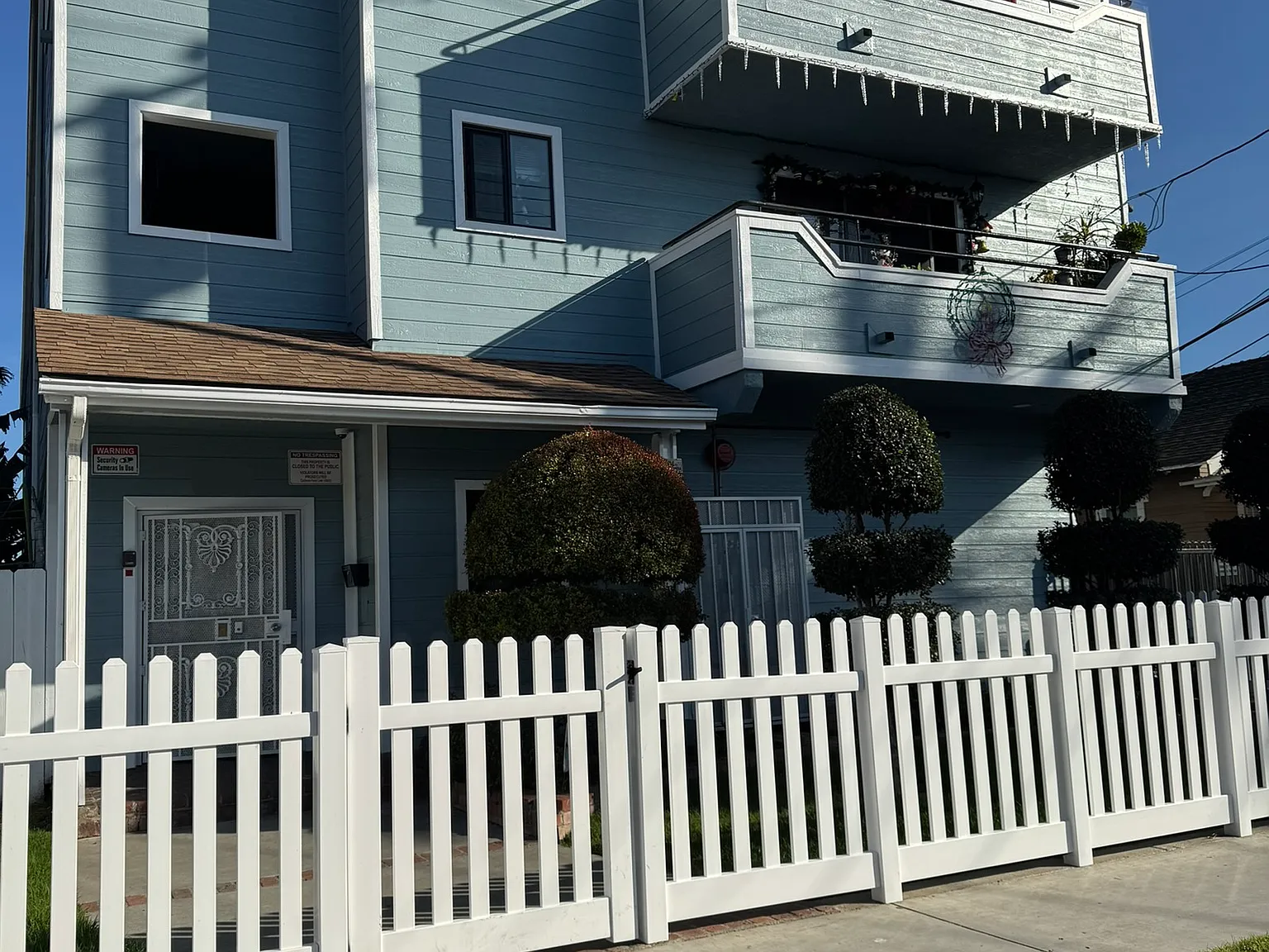 2 bed, 696 sqft, $2,450 — Photo 1