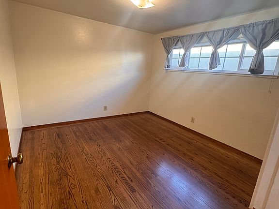 4th image of 222 Magnolia Ave #3