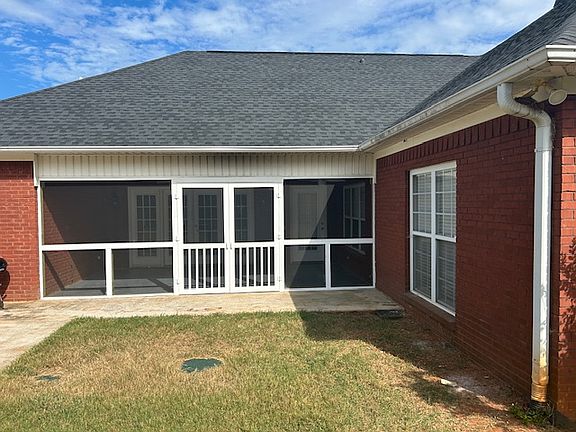 Screened in Covered Patio
