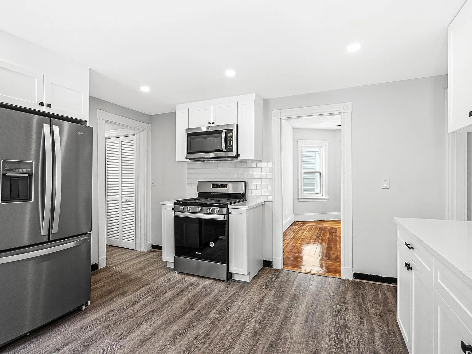79 Pleasant St — Photo 2