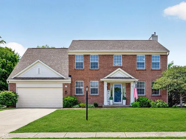 7 E Wisteria Way, Westfield, IN 46074