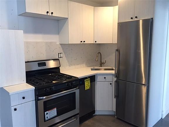 3rd image of 20 Avenue A APT 2A