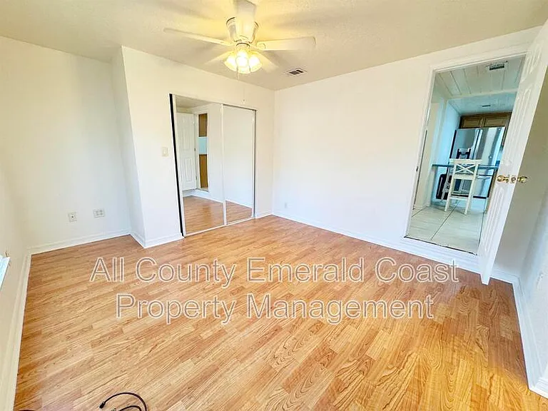 733 Beach Dr — Photo 20