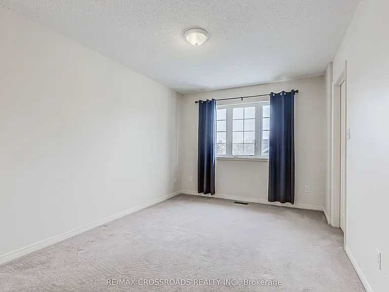 1147 Ormond Dr — Photo 14