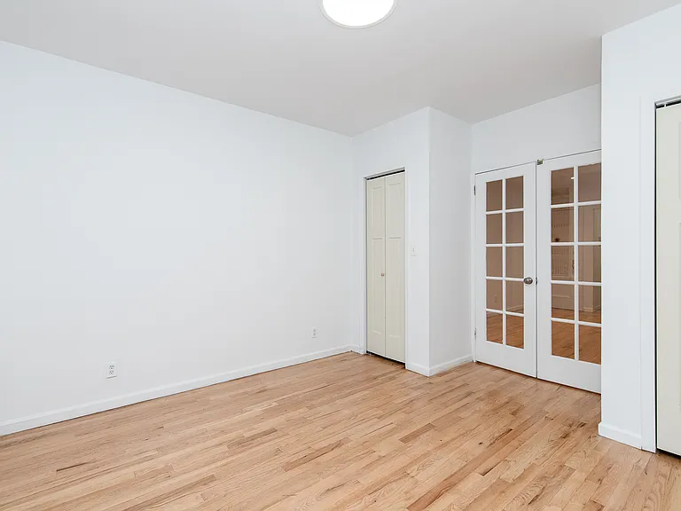 213 E 88th St #3FE — Photo 11
