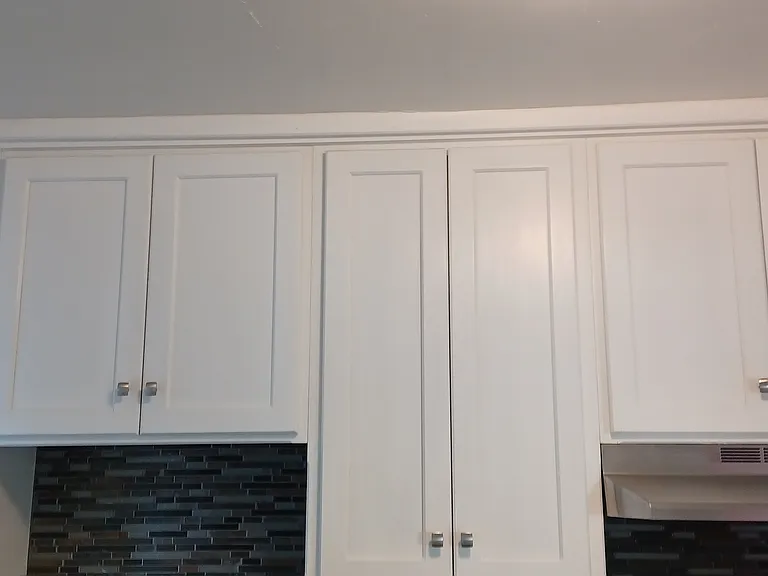 214 E Stocker St #B — Photo 14
