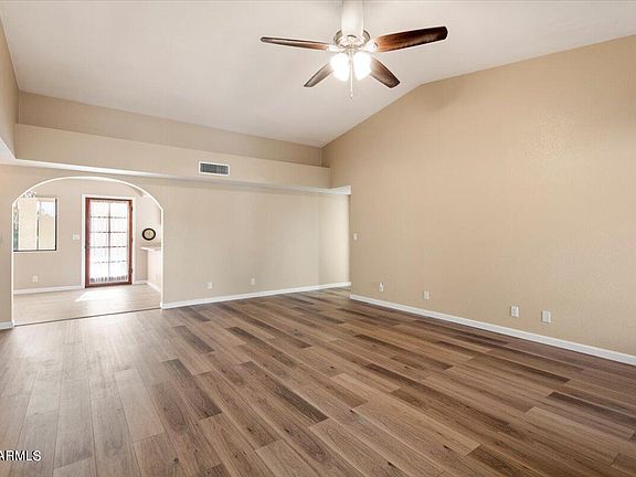 5th image of 14205 N WESTMINSTER Place