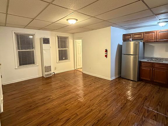5th image of 75 Crapo St #830a18666