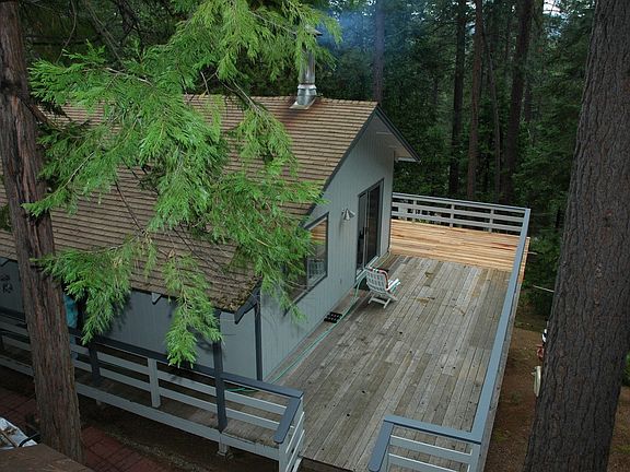 2nd image of 1709 Evergreen Ln