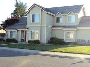 6213 Estelle Ave, Riverbank, CA 95367