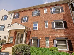 3041 Patrick Henry Dr APT 201, Falls Church, VA 22044