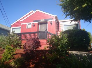 8338 18th Ave NW, Seattle, WA 98117