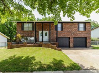 2344 Glenrich Dr, Saint Louis, MO 63129