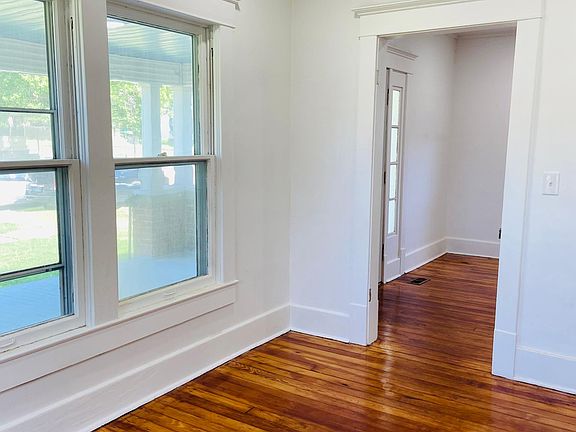 bedroom/office downstairs