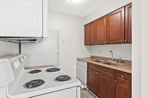 3021 Pestalozzi St Photo 1