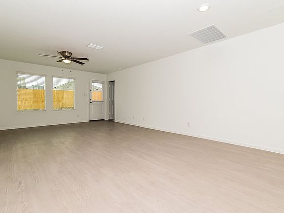 4th image of 1231 Canyon Wren Dr