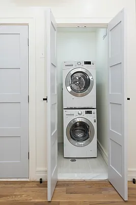 Rented by Bold New York | media 41