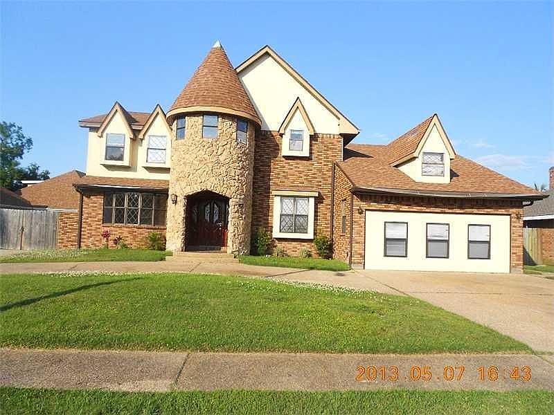 1st image of 7033 Lake Willow Dr