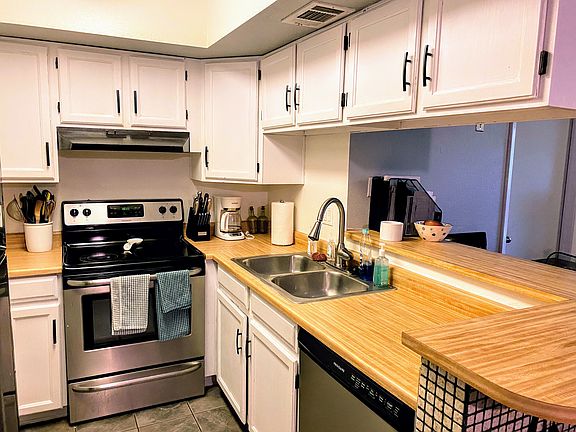 3rd image of 540 N May St