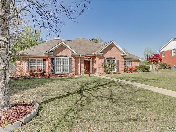 2nd image of 6143 Loblolly Ln