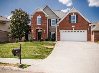 12815 Lily Pond Ln, Knoxville, TN 37922