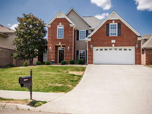 12815 Lily Pond Ln, Knoxville, TN 37922