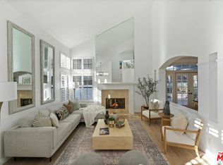 7625 W 83rd St, Playa Del Rey, CA 90293