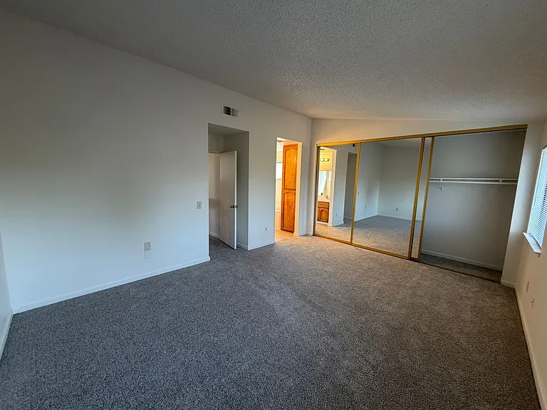 872 Shellwood Way — Photo 26