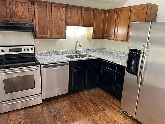 4th image of 7306 Glenmont Dr