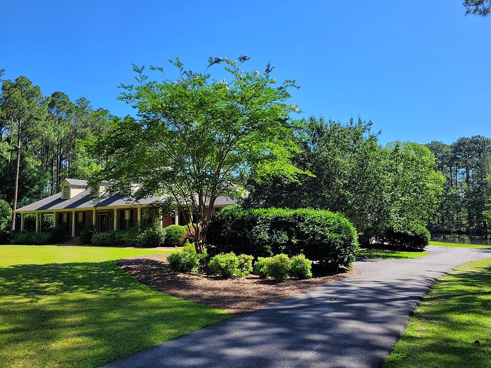 2nd image of 84 Long Pine Rd
