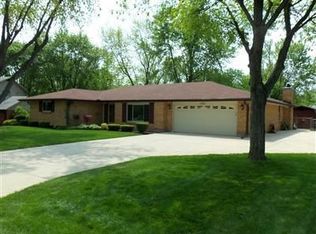2806 Northlake Ct, Dayton, OH 45414