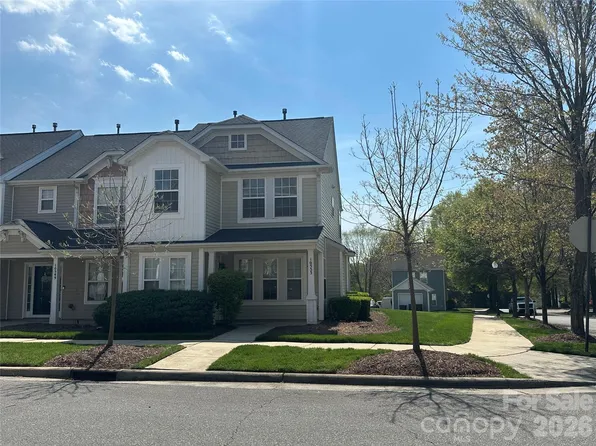 10553 Trolley Run Dr, Cornelius, NC 28031