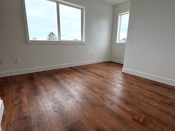 2nd image of 5446 NW Rhododendron St #5448