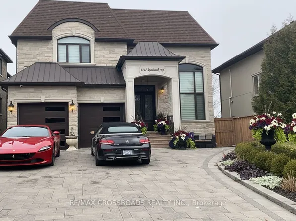 1427 Rosebank Rd, Pickering, ON L1V 1P3