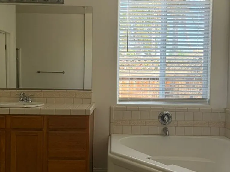 11713 Alton Manor Dr — Photo 11