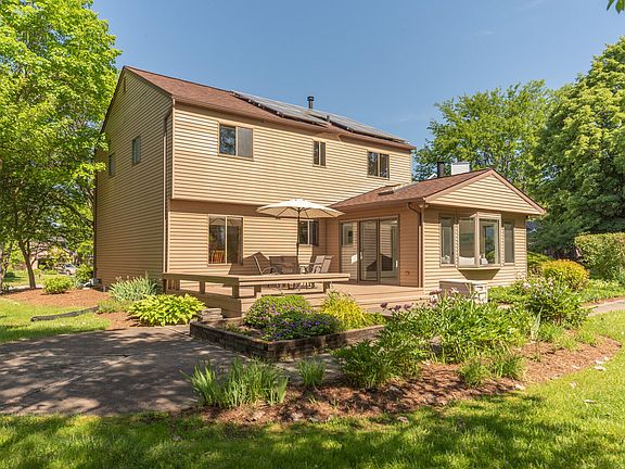 4th image of 2110 Ardenne Dr