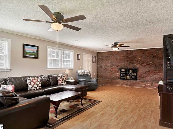 5th image of 320 Berea Forest Cir