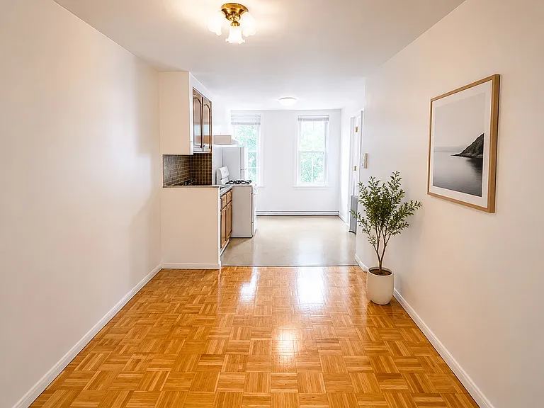 557 Myrtle Ave #3 — Photo 5