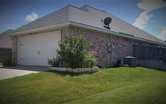4th image of 408 Dempster Ct