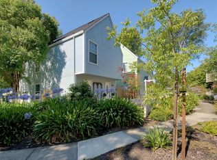 8304 Windmill Farms Dr, Cotati, CA 94931